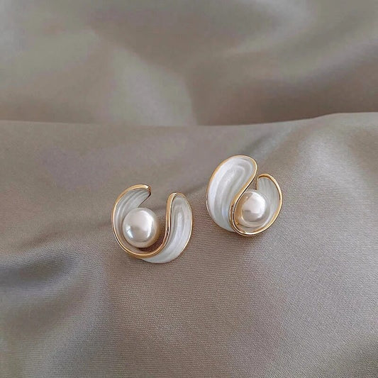 White Opal Gold Earrings – Exquisite