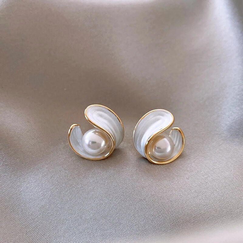 White Opal Gold Earrings – Exquisite