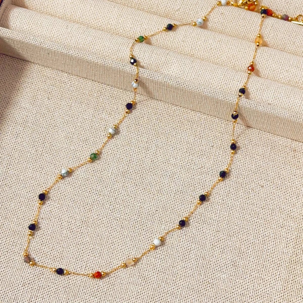 Midnight Stone Silver Necklace – Enchanting