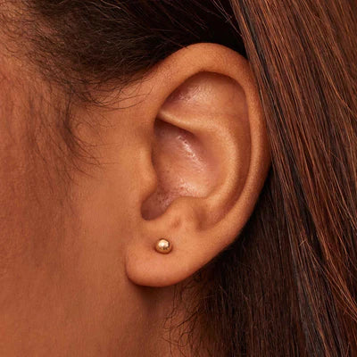 Ball™ | Pendientes de botón de oro 