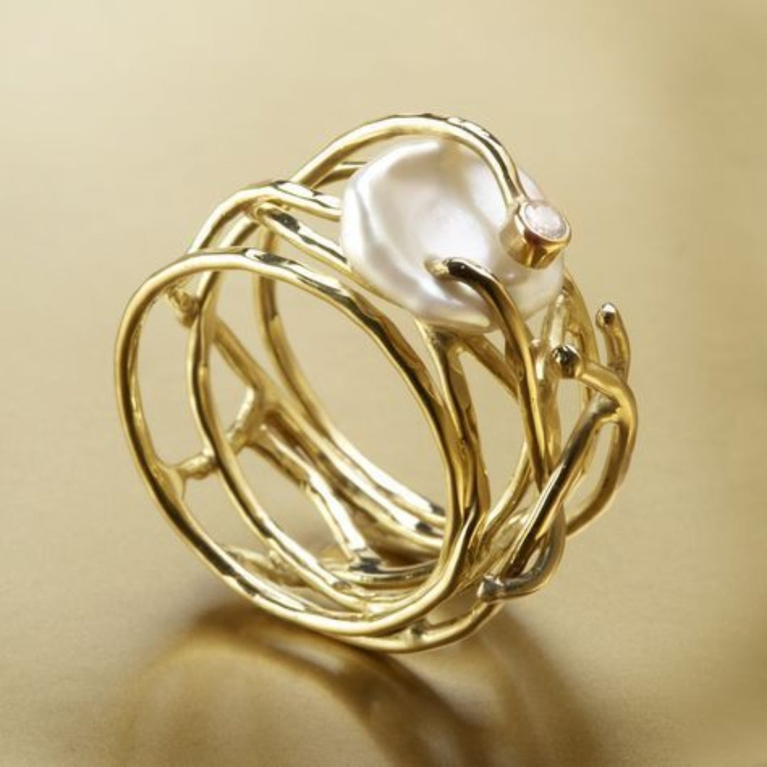 Gold Pearl Ring – Elegant