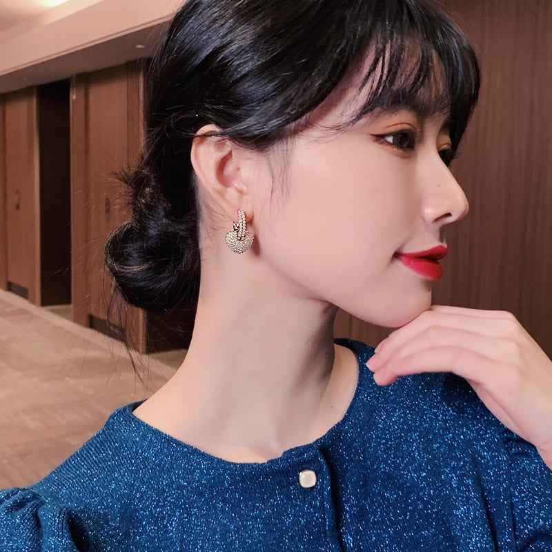 Pearl Heart Earrings – Elegant