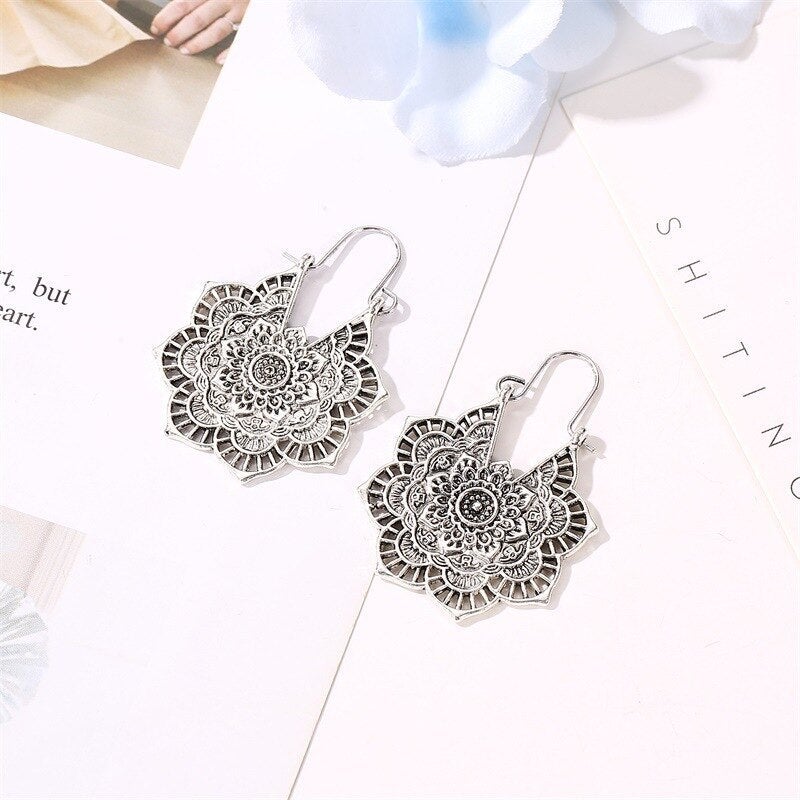 Silver Lotus Filigree Earrings – Exquisite