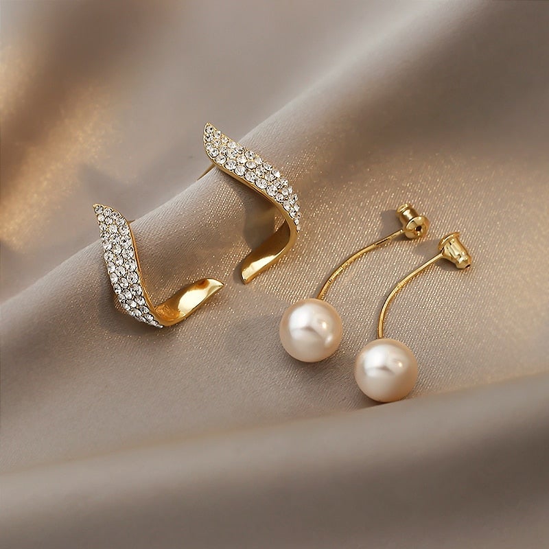 Gold Pearl Drop Earrings – Exquisite