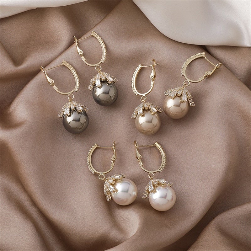 Pearl Drop Earrings – Exquisite Elegance