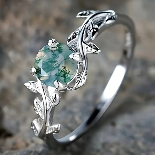 Silver Green Stone Ring – Elegant