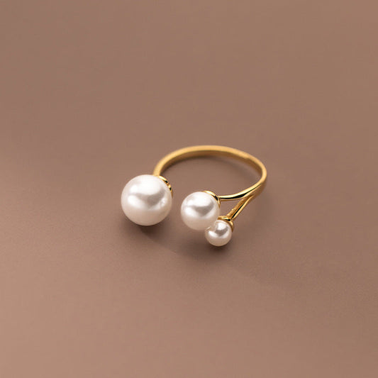 Gold Adjustable Pearl Trio Ring – Elegant