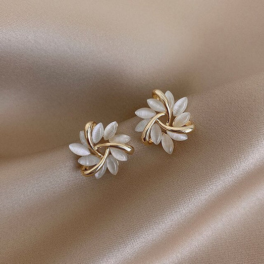 White Opal Luxe Earrings – Exquisite
