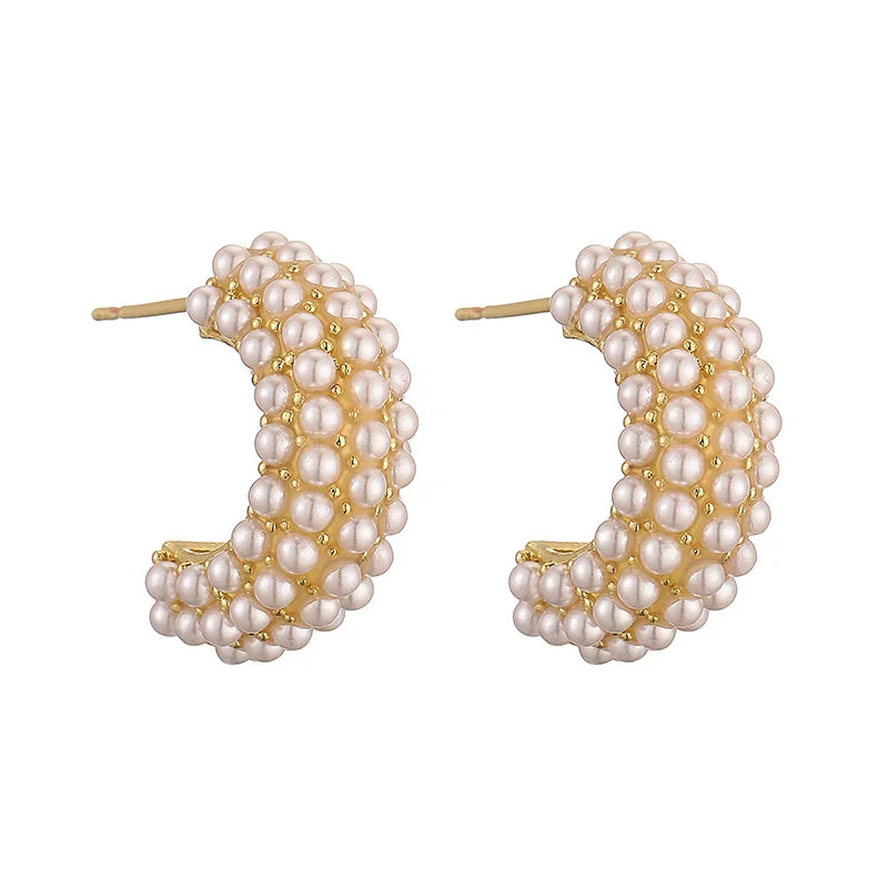 Gold Pearl Stud Earrings – Timeless Elegance