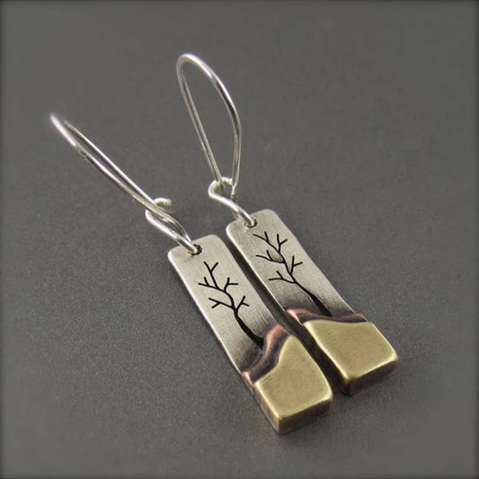Gold Leaf Drop Earrings – Timeless Elegance