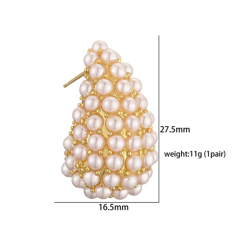 Gold Pearl Stud Earrings – Timeless Elegance