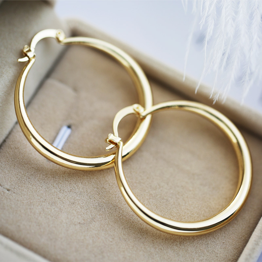 Gold Crystal Hoop Earrings – Timeless Elegance