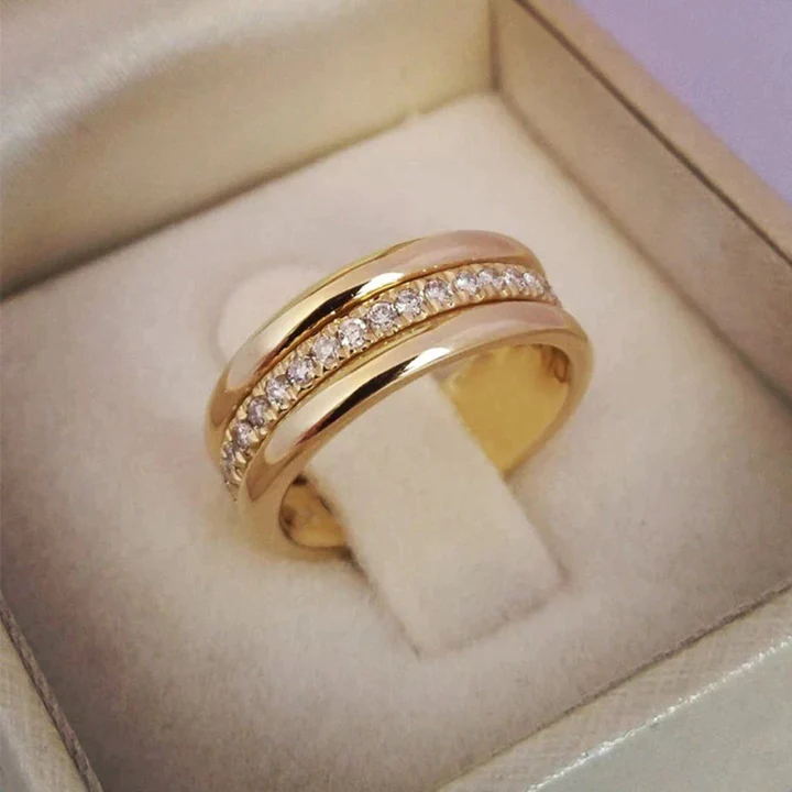 Rose Gold Gemstone Ring – Timeless Elegance