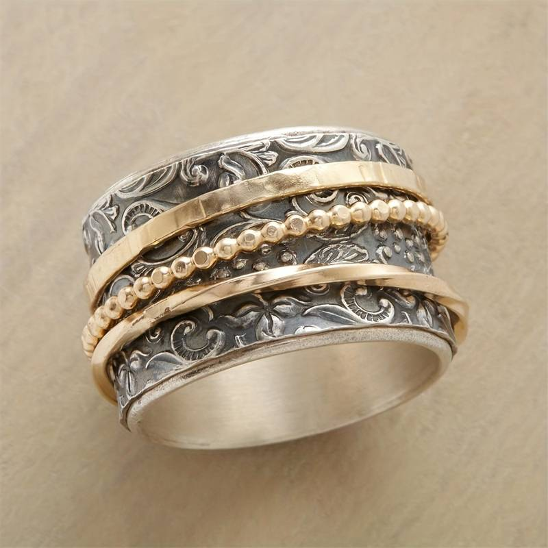 Gold & Silver Vintage Ring – Timeless