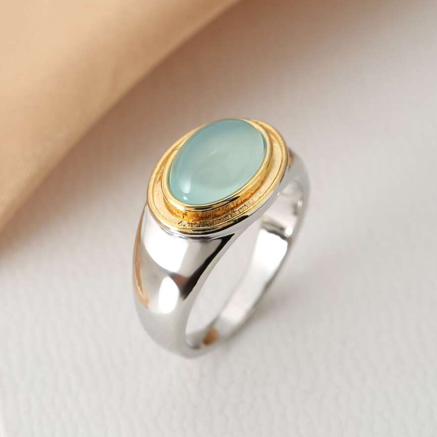 Green Moonstone Vintage Ring – Exquisite