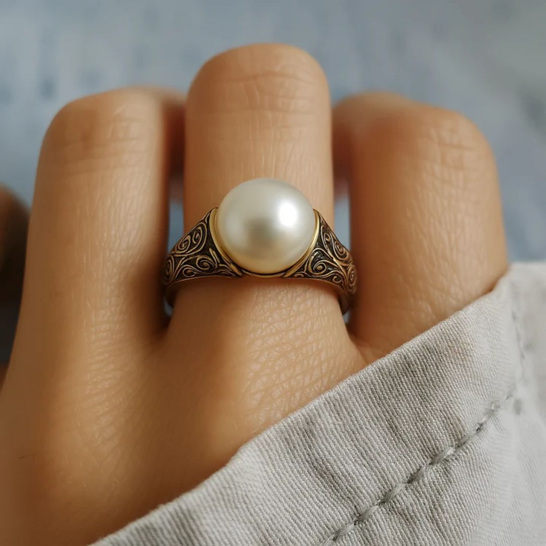 Gold Pearl Ring – Timeless Elegance