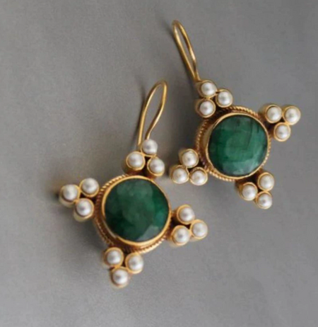 Pearl Vintage Drop Earrings – Timeless Elegance
