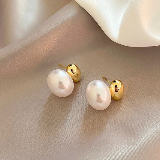 Pearl Vintage Earrings – Timeless Elegance