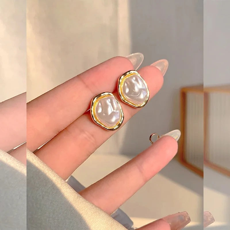Pearl Drop Earrings – Timeless Elegance